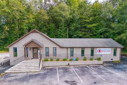 807 S Pendleton St, Easley, SC, 29640-3527 | Card Image