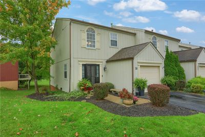 Pristine curb appeal greets guests. | Image 2