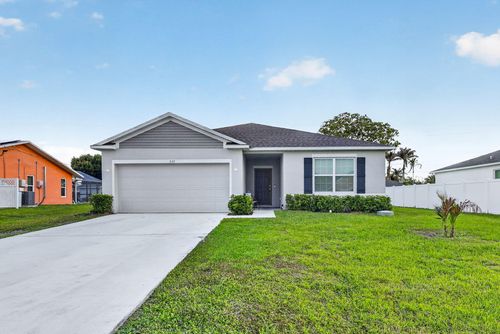 535 Sw Butler Ave, Port Saint Lucie, FL, 34983-8738 | Card Image