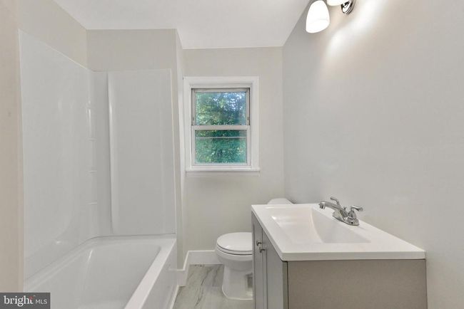 19086 Windsor Rd, House other with 3 bedrooms, 1 bathrooms and null parking in TRIANGLE VA | Image 9