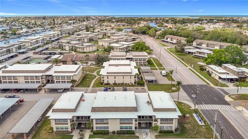 apt-105-5132 Amulet Dr, New Port Richey, FL, 34652-3608 | Card Image