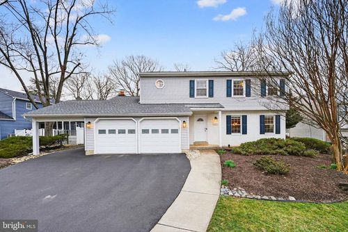 2295 Shawn Ct, Dunn Loring, VA, 22027-1011 | Card Image