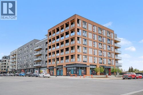 3107 Warren St, Calgary, AB, T2N4V5 | Card Image