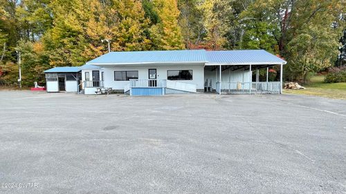 20678 Highway 22 N, Wildersville, TN, 38388-7365 | Card Image