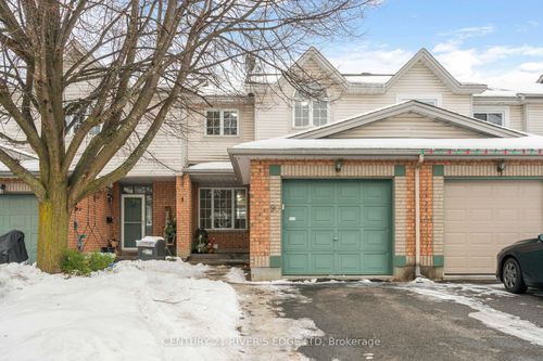 90 Kincardine Dr, Kanata, ON, K2V1B2 | Card Image