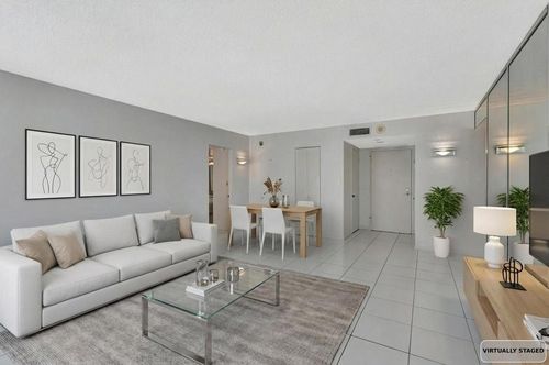 914-1010 S Ocean Blvd, Pompano Beach, FL, 33062-6666 | Card Image