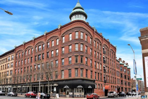 506-1 Linden Pl, Hartford, CT, 06106-1745 | Card Image