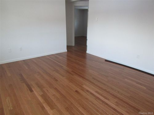 18c-1803 Parr Lake Dr, Newburgh, NY, 12550-1174 | Card Image