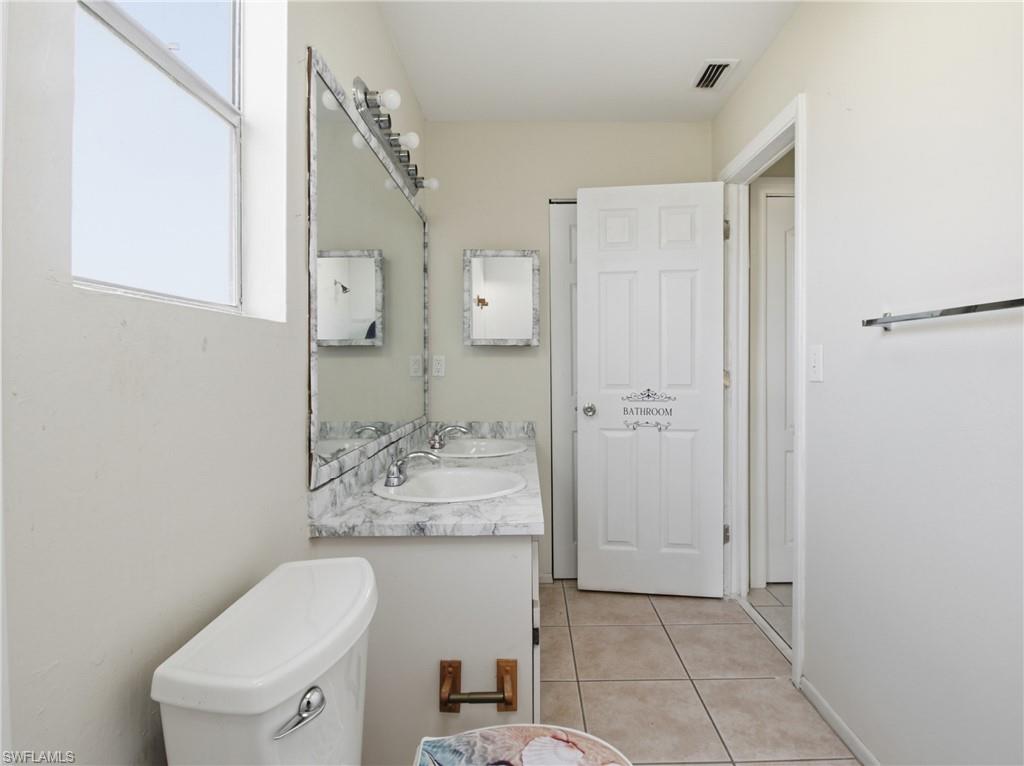 Residential in LEHIGH ACRES 4
