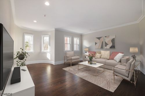 2-174 Main St, Madison, NJ, 07940-2119 | Card Image