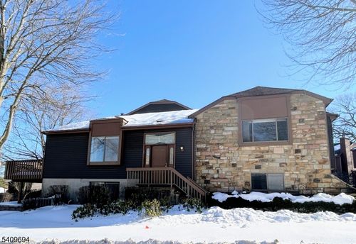 82 Fallen Timbers Trl, Rockaway, NJ, 07866-4806 | Card Image