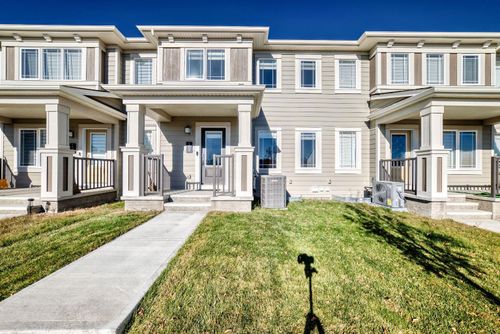 154 Yorkville Rd Sw, Calgary, AB, T2X5B3 | Card Image