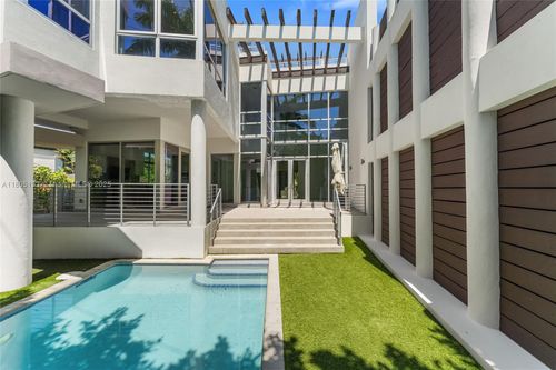 544-544 Fernwood Rd, Key Biscayne, FL, 33149-1842 | Card Image