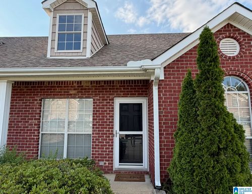 122 Waterford Lake Dr, Calera, AL, 35040-7650 | Card Image