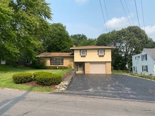 106 Erregger Rd, Syracuse, NY, 13224-2220 | Card Image