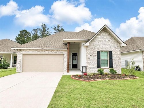 11268 Clover Knoll Dr, Covington, LA, 70433-7372 | Card Image