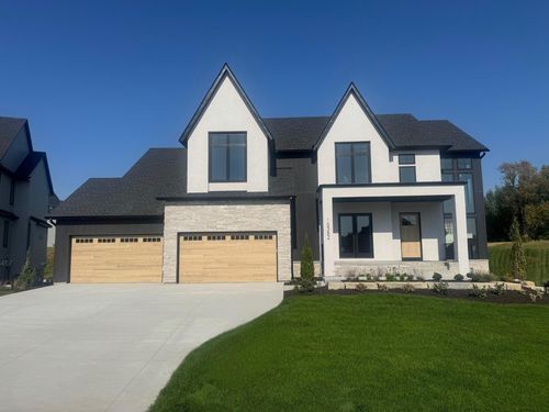 16382 46th Ct N, Plymouth, MN, 55446-2075 | Card Image