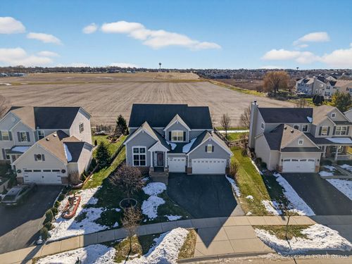 9580 Farley Dr, Huntley, IL, 60142-6003 | Card Image