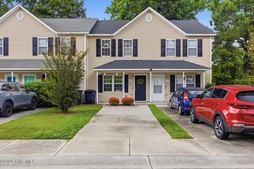 105 Pisgah Ct, Jacksonville, NC, 28546-5819 | Card Image