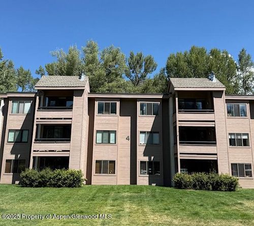 425-425 Vine St, Aspen, CO, 81611-3265 | Card Image