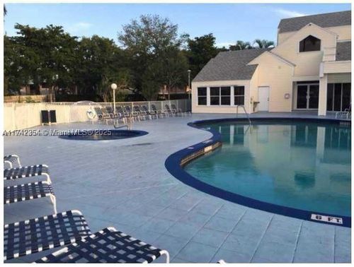 106-3441 Nw 44th St, Lauderdale Lakes, FL, 33309-4271 | Card Image