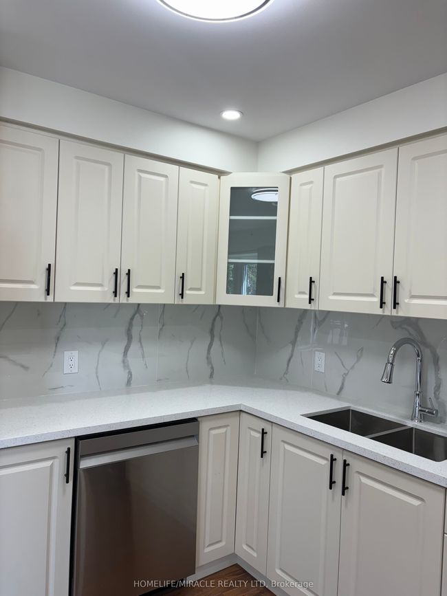 14 - 1255 Upper Gage Ave, Condo with 3 bedrooms, 2 bathrooms and 1 parking in Hamilton ON | Image 21