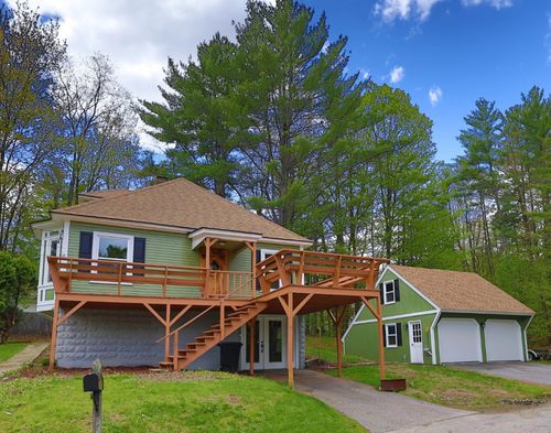 28 Spencer Ave, Claremont, NH, 03743-5628 | Card Image