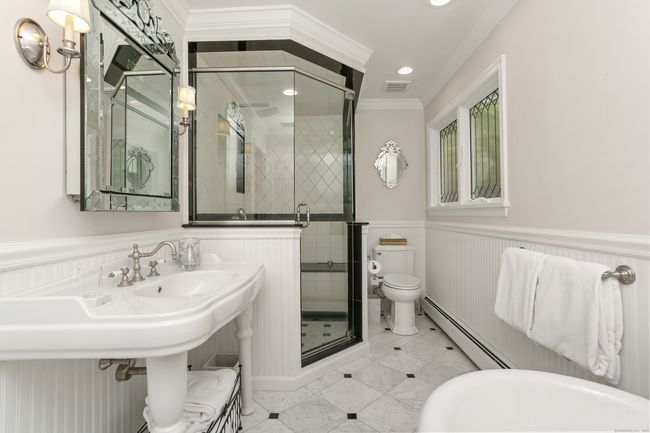 127 Danforth Dr, House other with 4 bedrooms, 3 bathrooms and null parking in New Canaan CT | Image 21