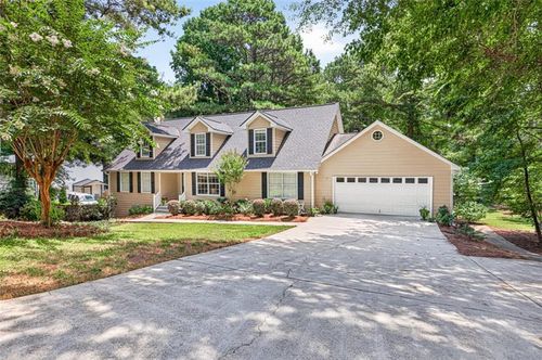 1074 Westchester Dr Sw, Lilburn, GA, 30047-5441 | Card Image