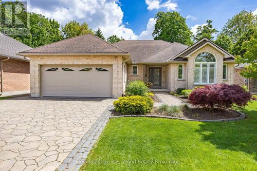 36 Woodland Cres, Tillsonburg, ON, N4G5R5 | Card Image