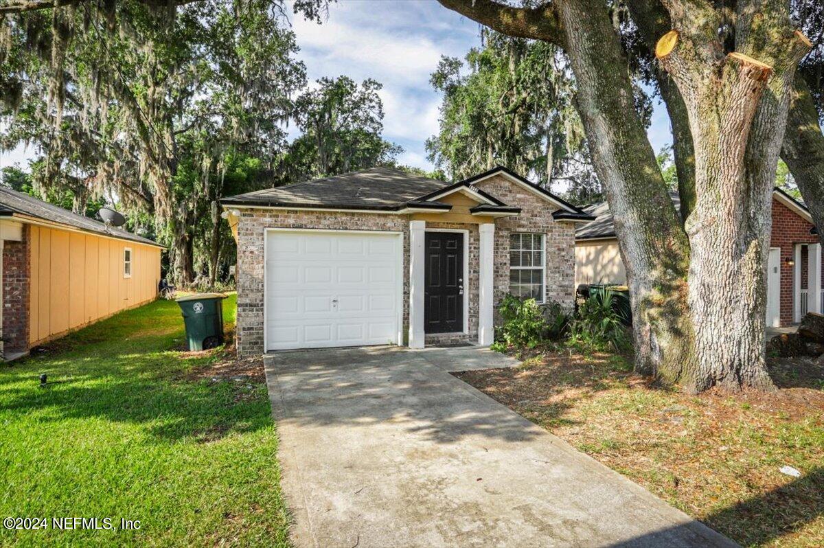 Oden Ave, Jacksonville, FL 32216