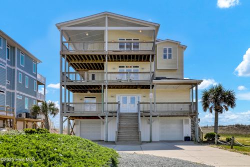 116 Scotch Bonnet Dr, N Topsail Beach, NC, 28460-6106 | Card Image