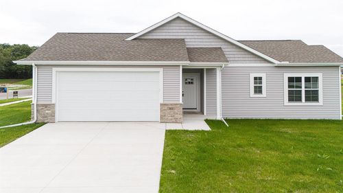 3801 N Woodbury Ln, Janesville, WI, 53545 | Card Image