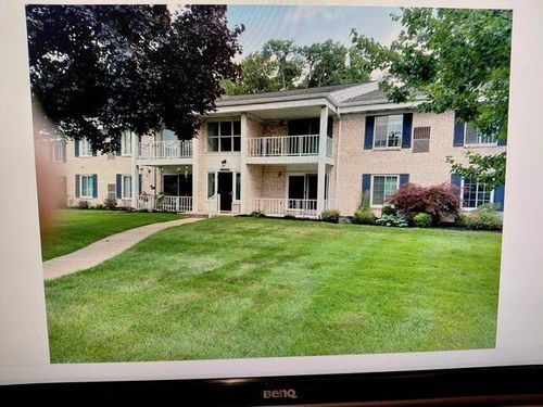 35980 Ann Arbor Trl, Livonia, MI, 48150-3559 | Card Image