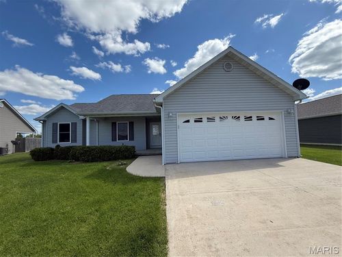 2 Jaybird Ct, Montgomery City, MO, 63361-1009 | Card Image