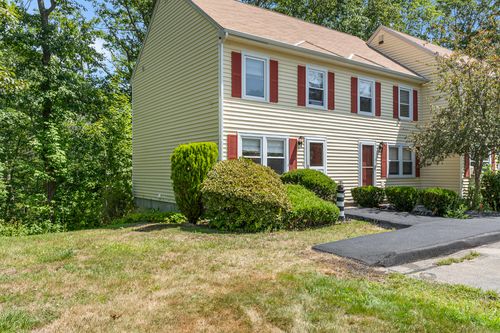 40-40 Powder Mill Drive, Kennebunk, ME, 04043 | Card Image