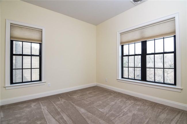 APT-4B - 30 Elm Pl, Condo with 2 bedrooms, 2 bathrooms and null parking in Rye NY | Image 9