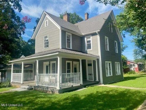 400 Burke Ave, Mccomb, MS, 39648-2904 | Card Image