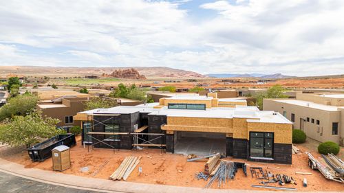 3172 S Red Sands Way, Hurricane, UT, 84737-3111 | Card Image