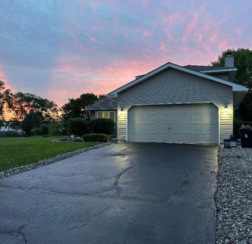 3649 Tower Pond Dr, Anoka, MN, 55303-8302 | Card Image
