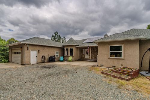 18461 Shake Ridge Rd, Sutter Creek, CA, 95685-9749 | Card Image