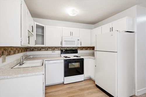 apt-12a-350 S Clinton St, Denver, CO, 80247-1241 | Card Image