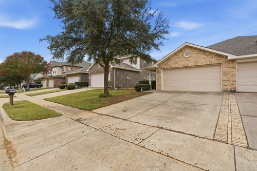 1425 Ravenwood Dr, Mansfield, TX, 76063-6062 | Card Image