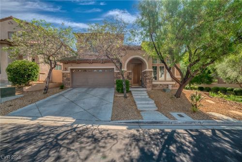 564 Delta Rio St, Las Vegas, NV, 89138-6026 | Card Image