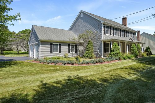15 Cedar Knolls Dr, New Milford, CT, 06776-4434 | Card Image