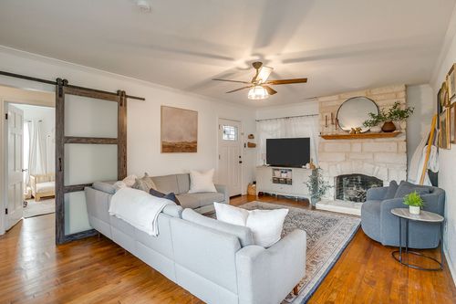 6466 Camp Bowie Blvd, Fort Worth, TX, 76116-4337 | Card Image