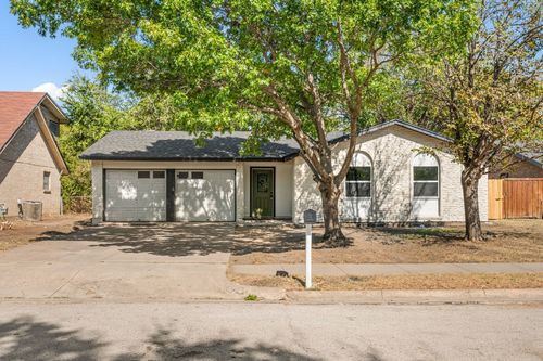 1505 Rambler Rd, Arlington, TX, 76014-1451 | Card Image