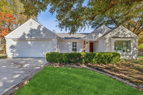 849 N Riverside Dr, Grapevine, TX, 76051-6213 | Card Image