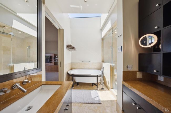325 Via La Cumbre, House other with 3 bedrooms, 4 bathrooms and 4 parking in Greenbrae CA | Image 15