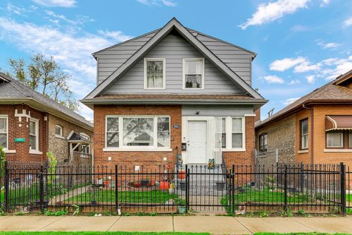 4951 W Concord Pl, CHICAGO, IL, 60639-4523 | Card Image